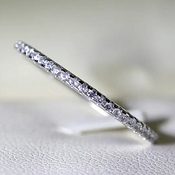 NEW FULL ETERNITY 925 STERLING SILVER DIAMOND RING, CUTE RING, SHINY RING. - Picture 2 of 5